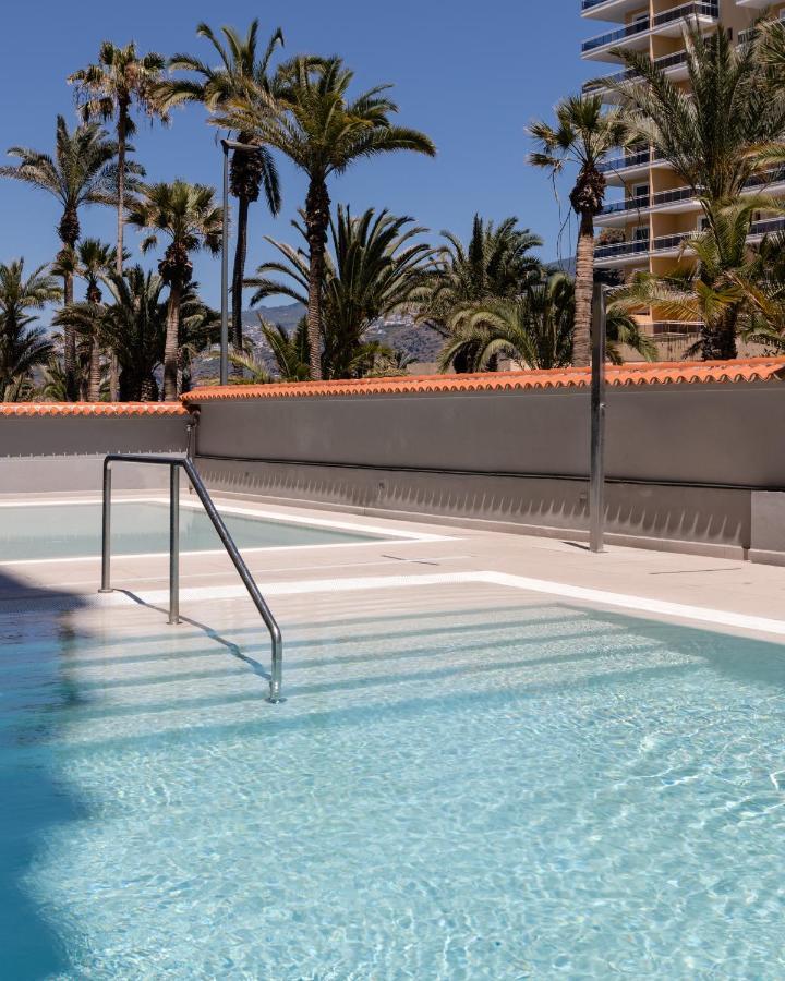 Palmeras Playa Studio: Pools, Beach, Sun & Shore Puerto de la Cruz  Zewnętrze zdjęcie