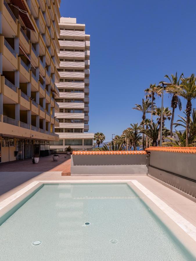 Palmeras Playa Studio: Pools, Beach, Sun & Shore Puerto de la Cruz  Zewnętrze zdjęcie